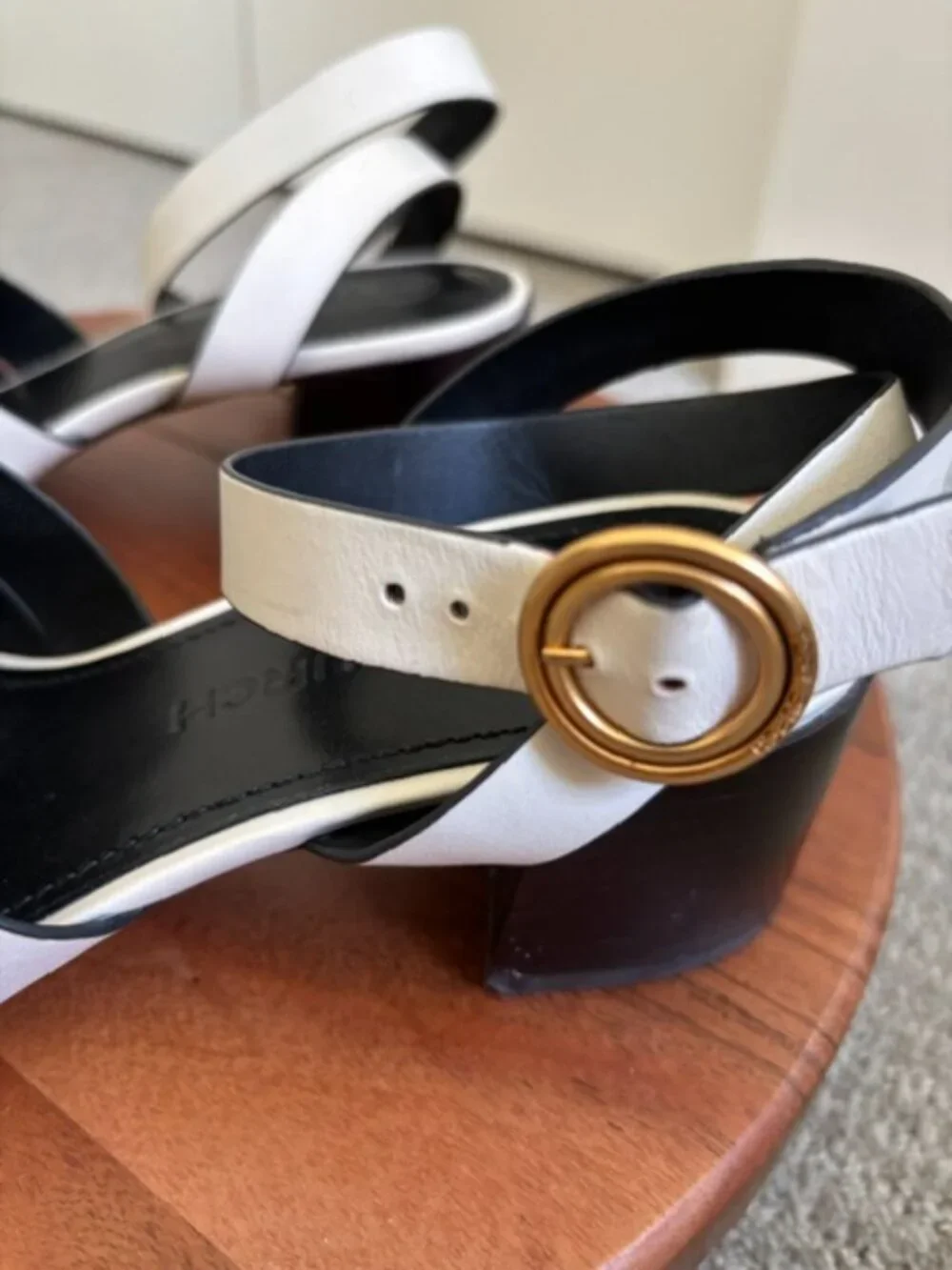 Tory Burch tory burch